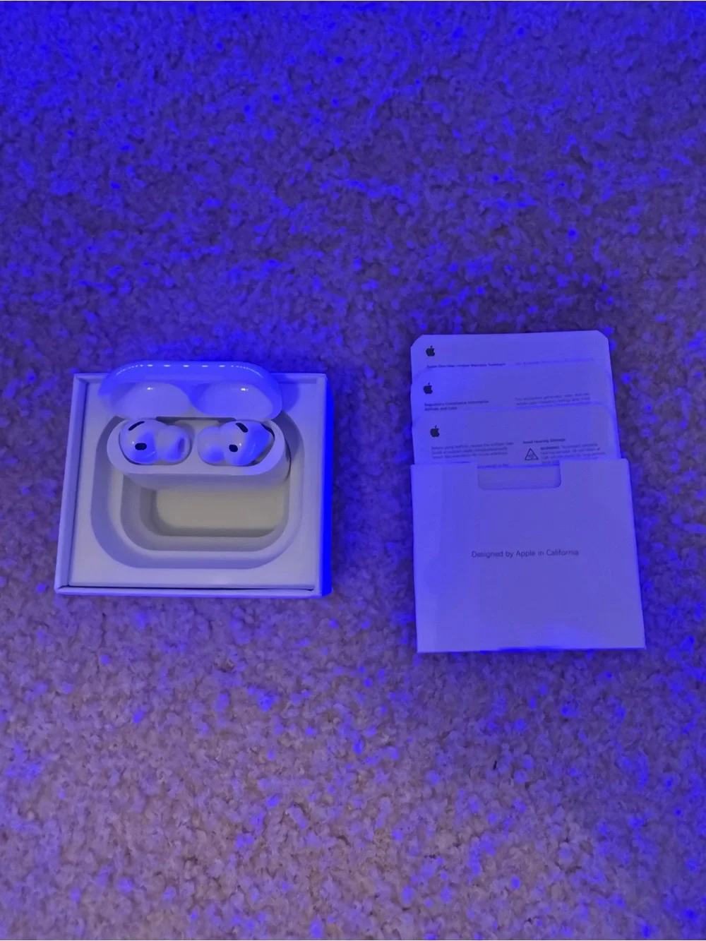 Apple AirPods Pro 3 with ANC Charging Case and Extra Ear Tips — White
